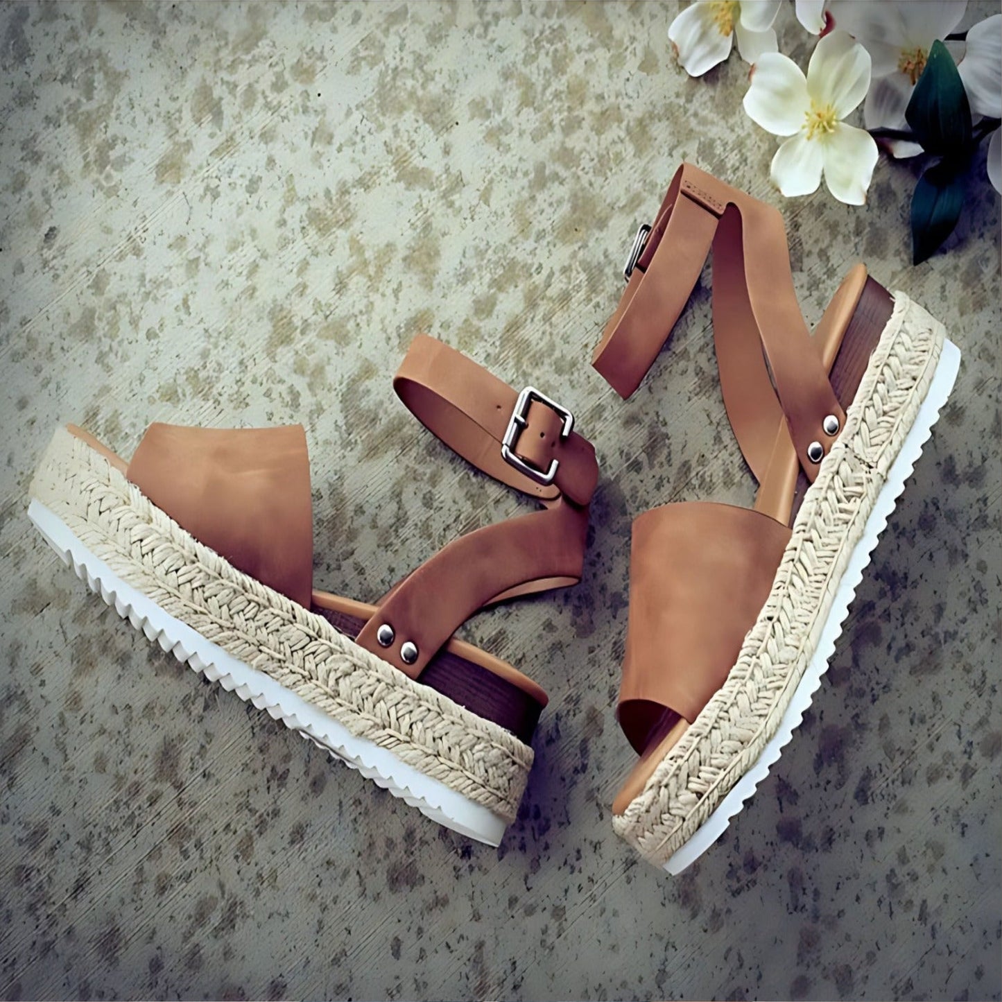 JO | | Women's platform sandals with adjustable ankle strap