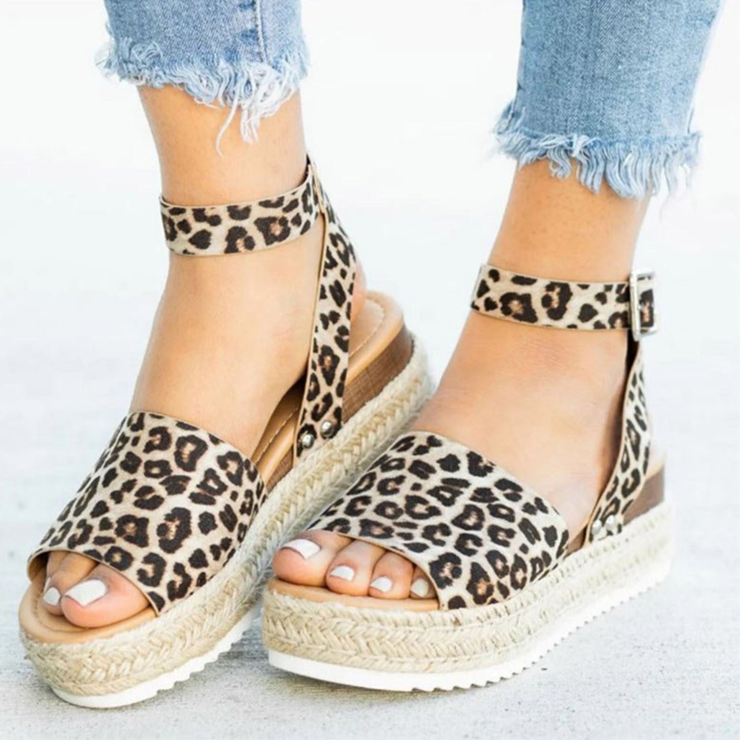 JO | | Women's platform sandals with adjustable ankle strap