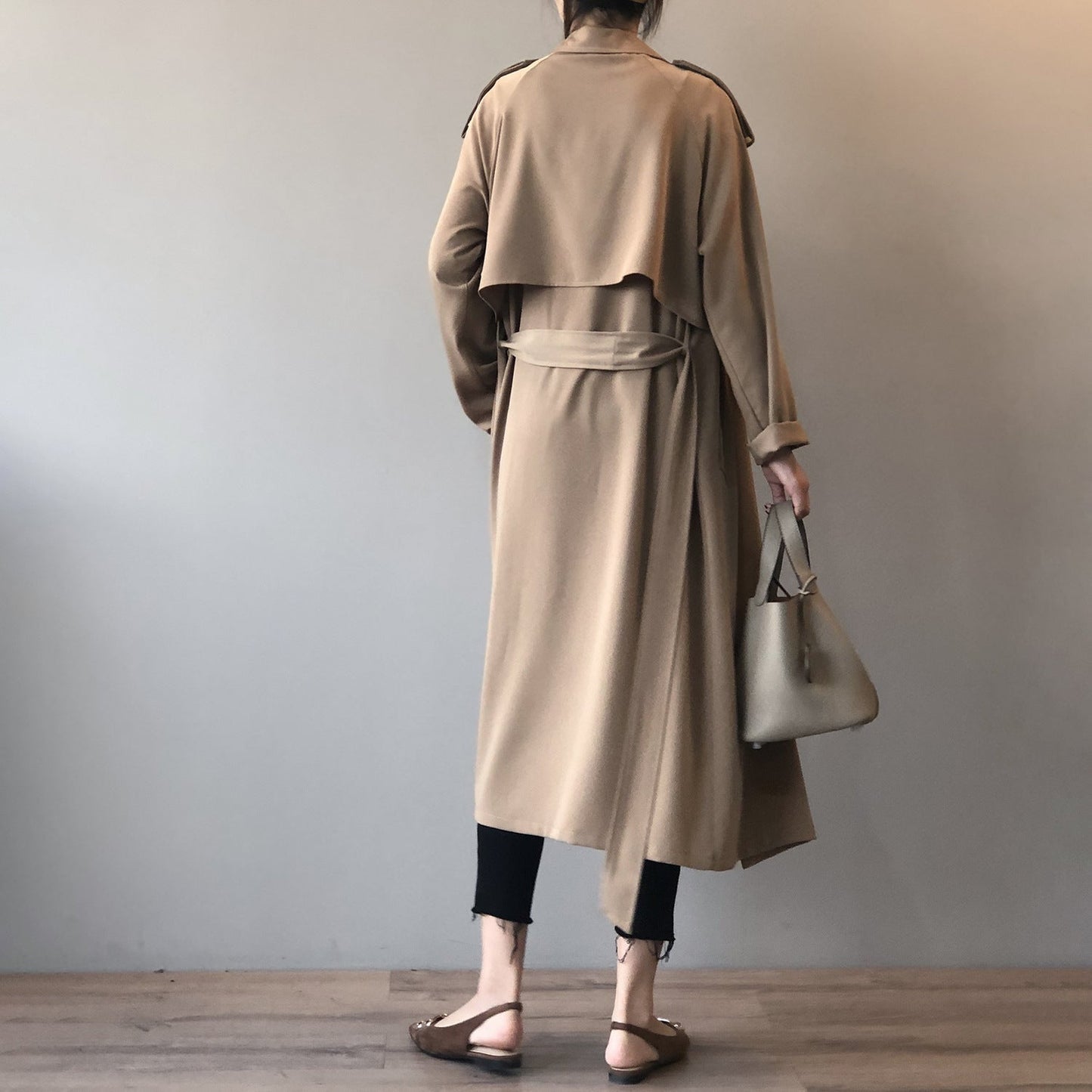 JO | Relaxed and timeless winter coat