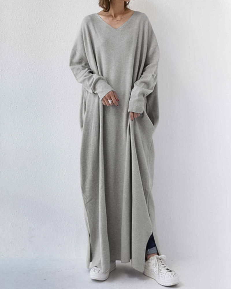JO | stylish long-sleeved maxi dress with V-neckline for everyday wear