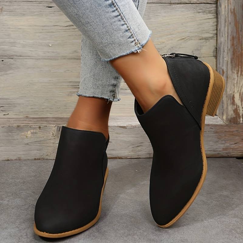 JO | Glamorous and fresh boots