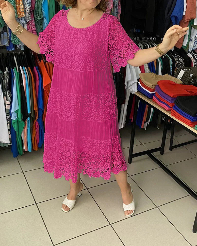 JO | Timeless lace midi dress