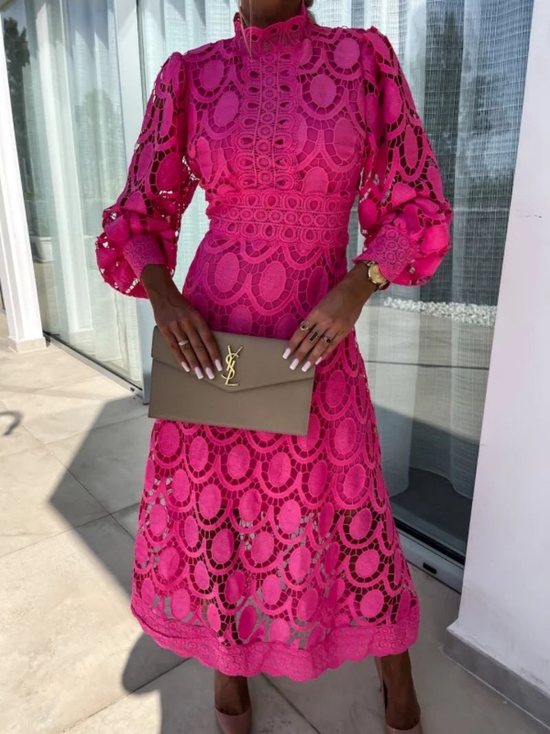 JO | Stylish midi dress in French lace