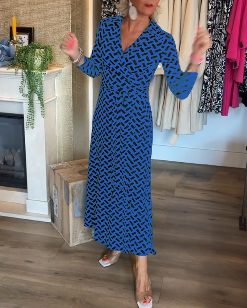 JO | Dresses with slimming features and prints