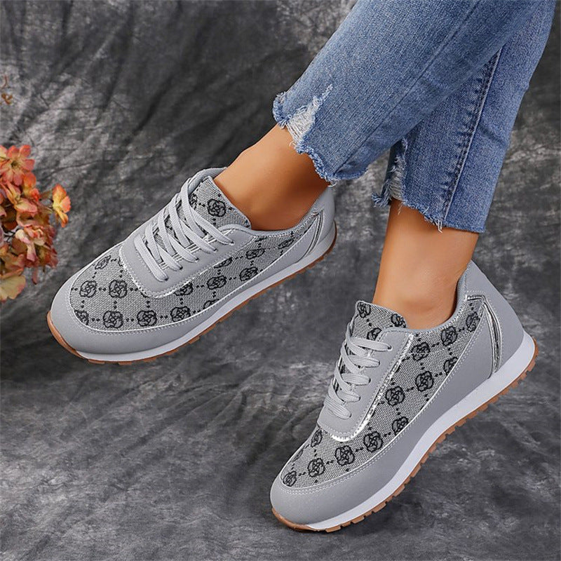 JO | Comfortable and luxurious orthopedic sneakers