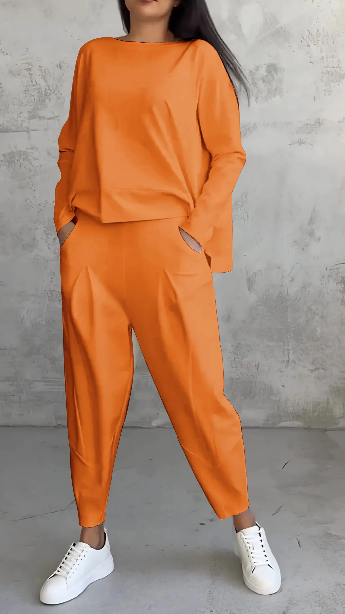 JO | Two-piece set in a casual relaxed fit style