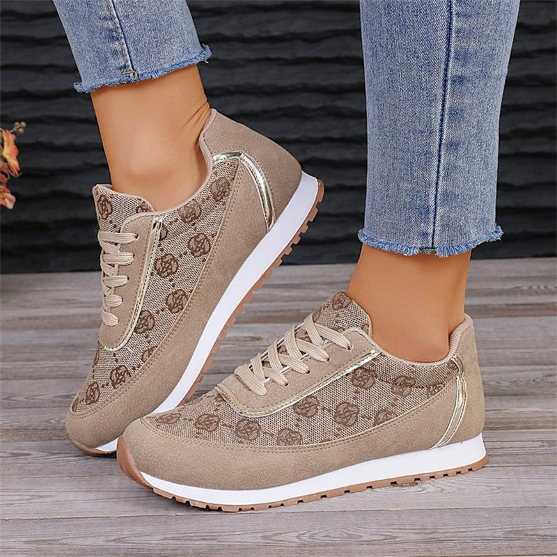 JO | Comfortable and luxurious orthopedic sneakers