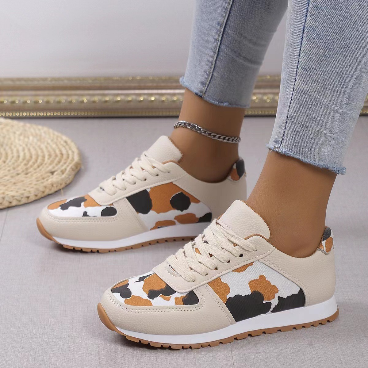 JO | Versatile and comfortable general sneakers