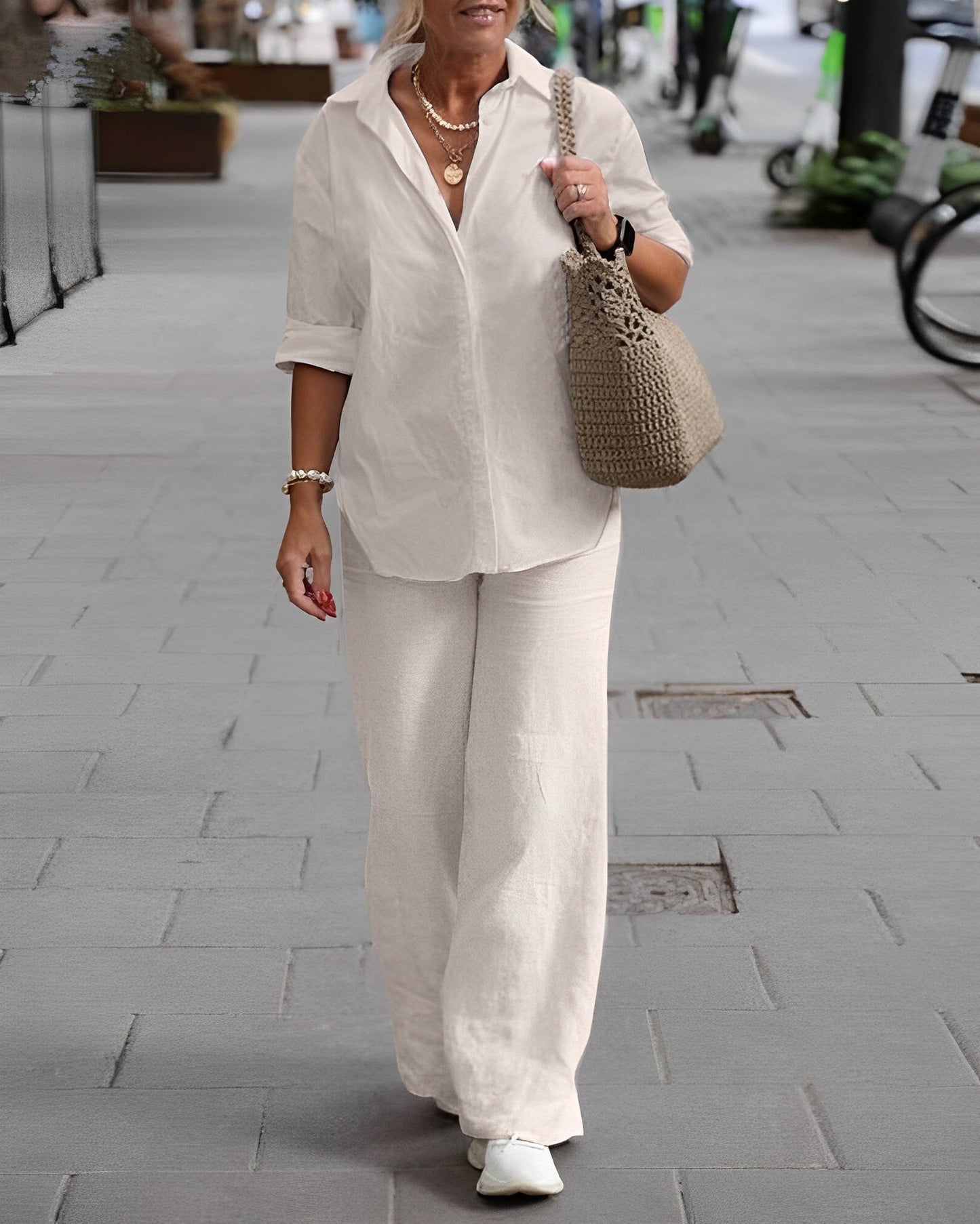 JO | Classic and stylish garment
