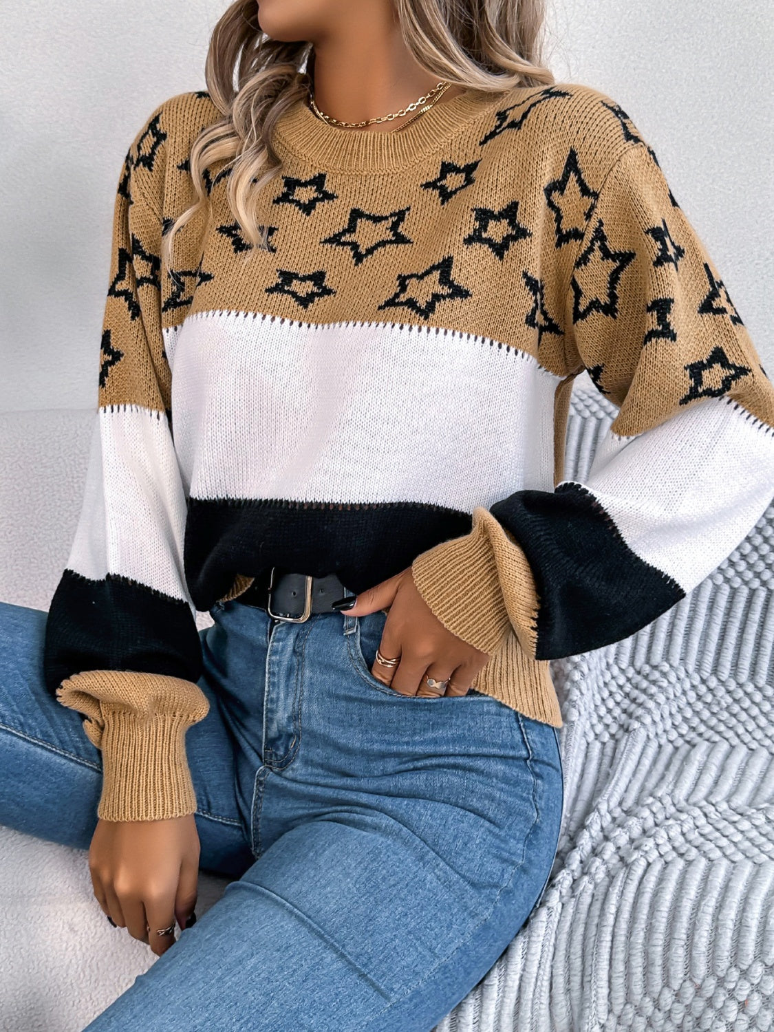 JO | Timeless and stylish sweater