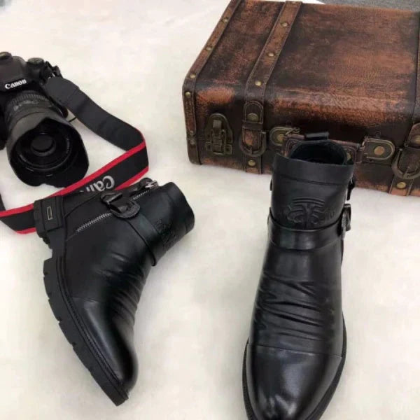 JO | Hand-stamped boots with zipper