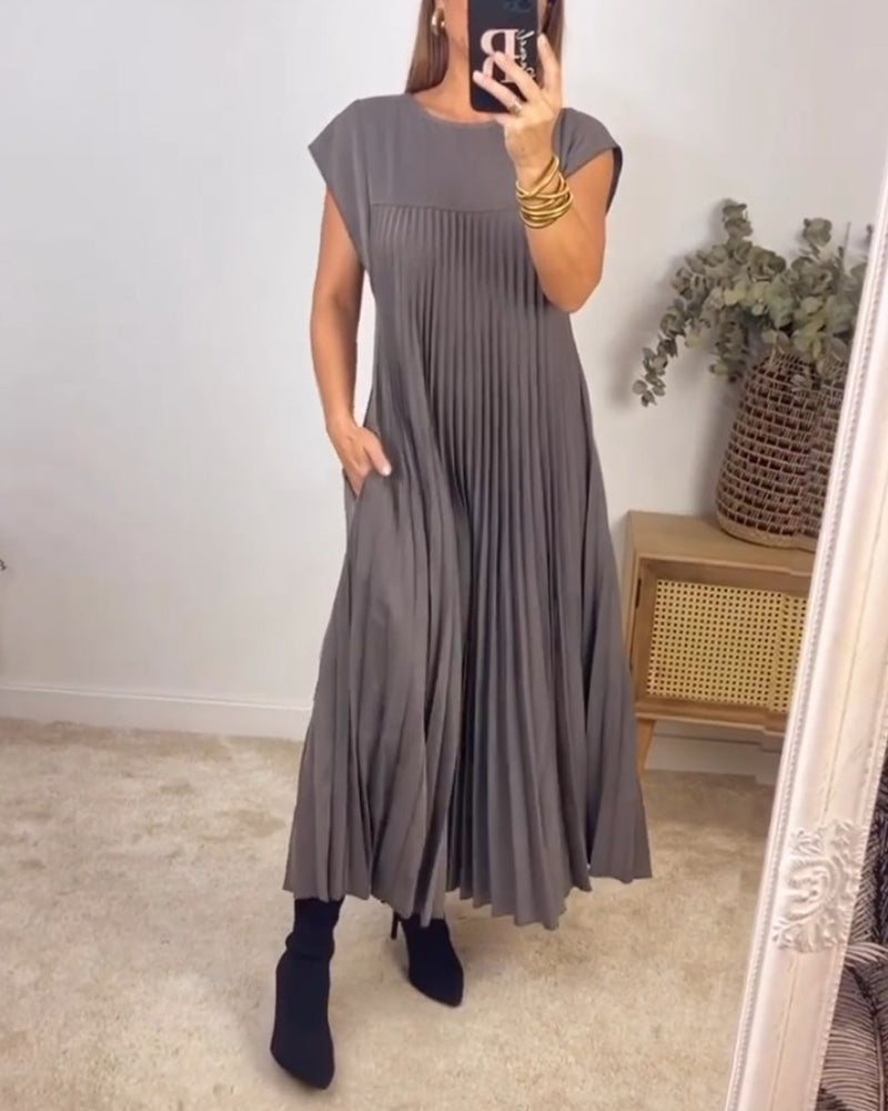 JO | Elegant pleated maxi dress