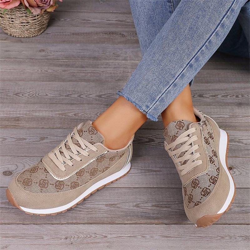 JO | Comfortable and luxurious orthopedic sneakers