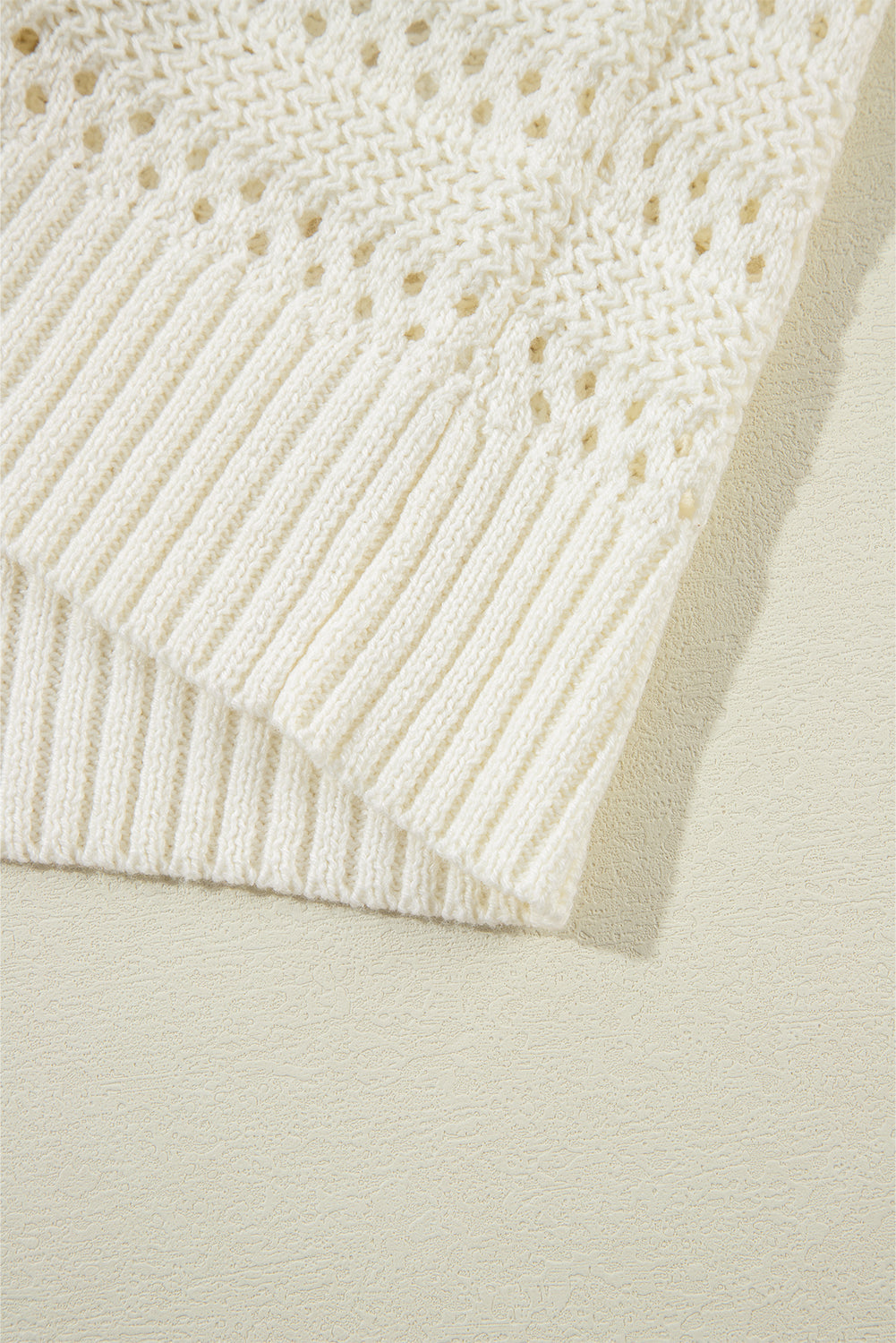 JO | Chic and relaxed winter sweater