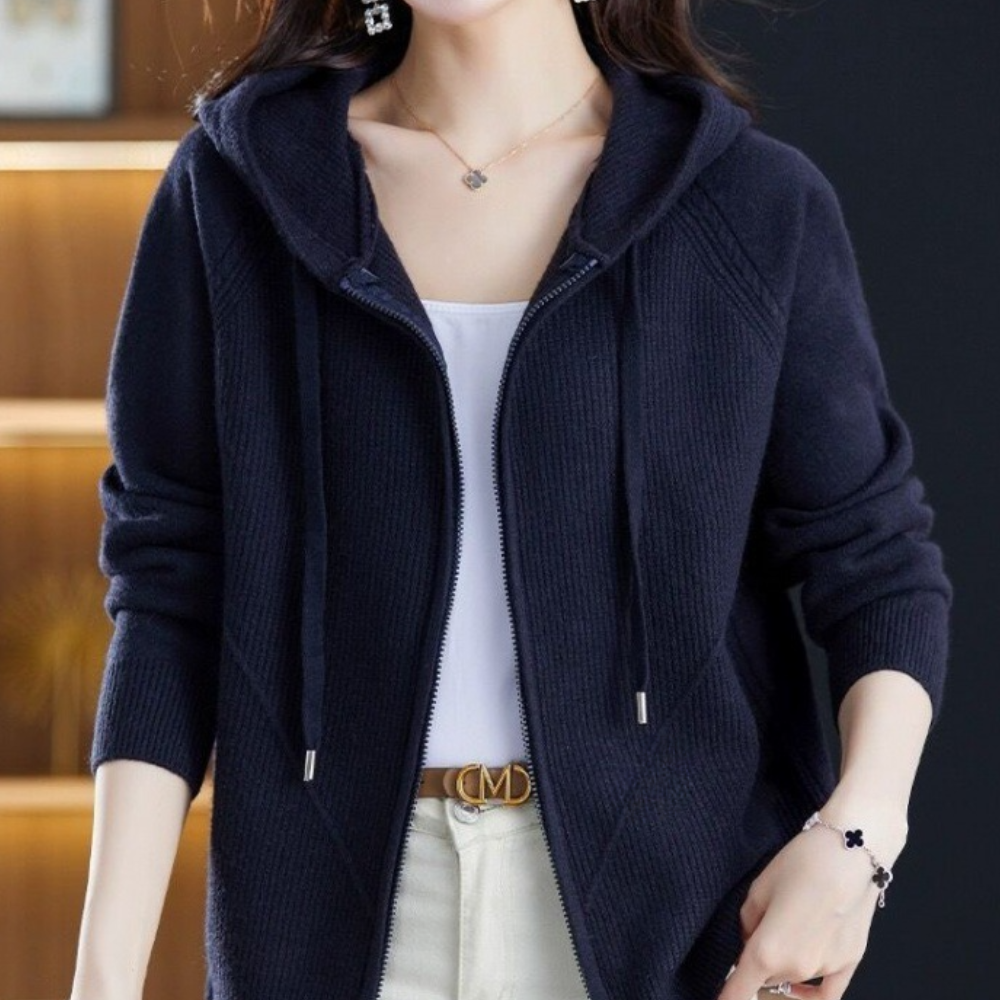 JO | Timeless and stylish winter cardigan