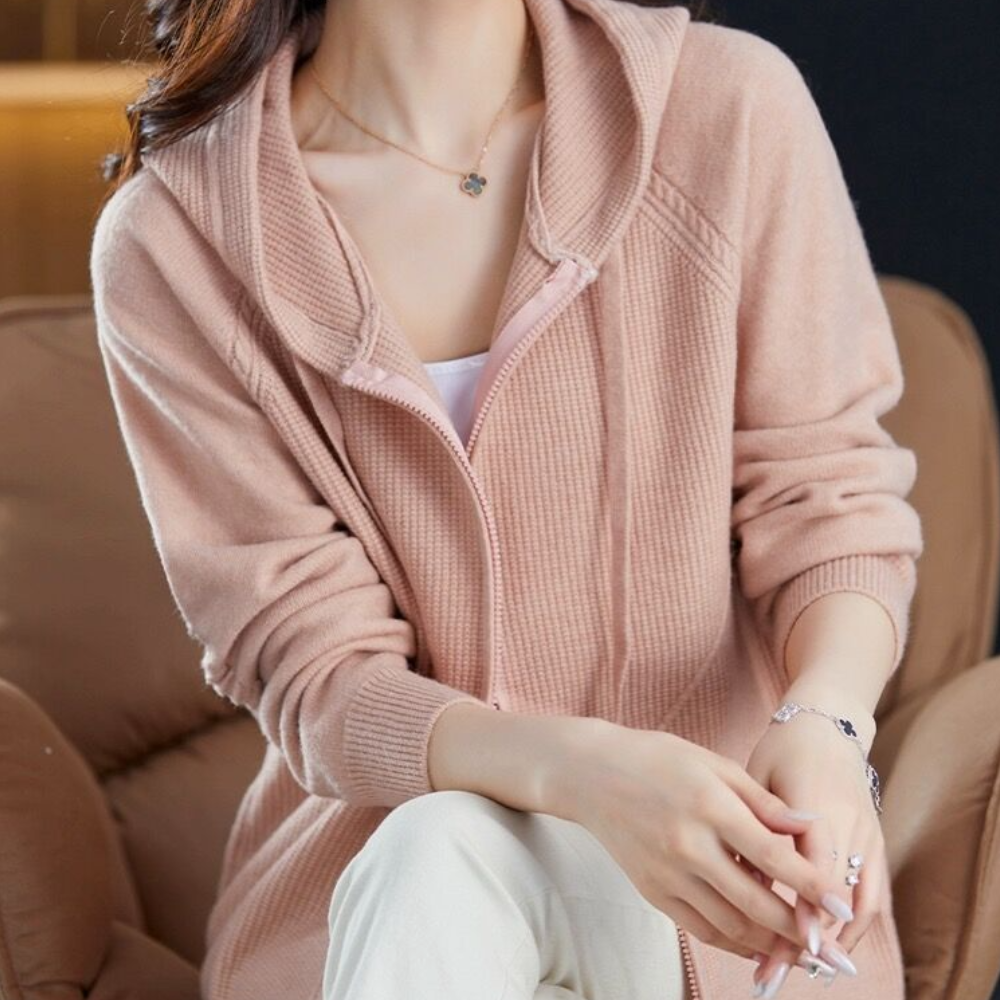 JO | Timeless and stylish winter cardigan