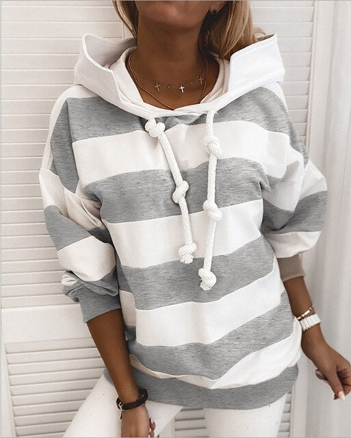 JO | Timeless and stylish winter sweater