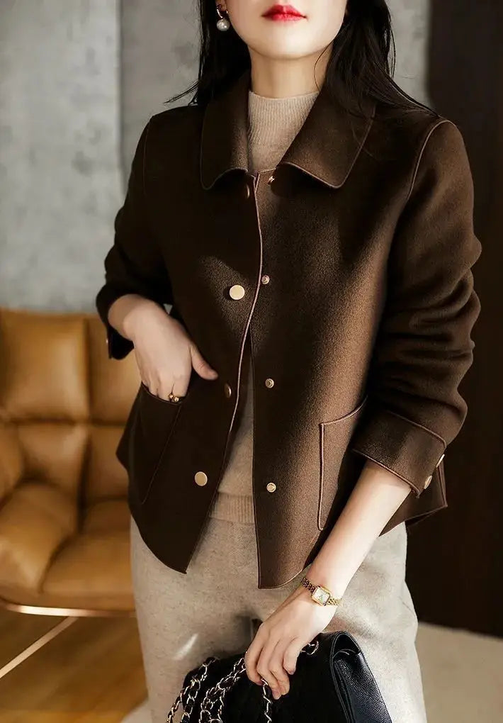 JO | Timeless and stylish coat