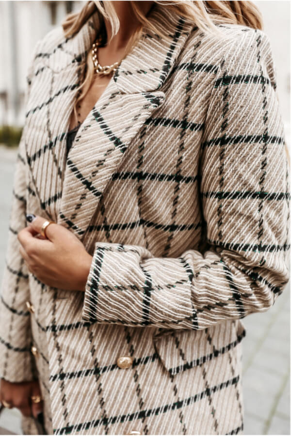 JO | Fashionable and lightweight coat