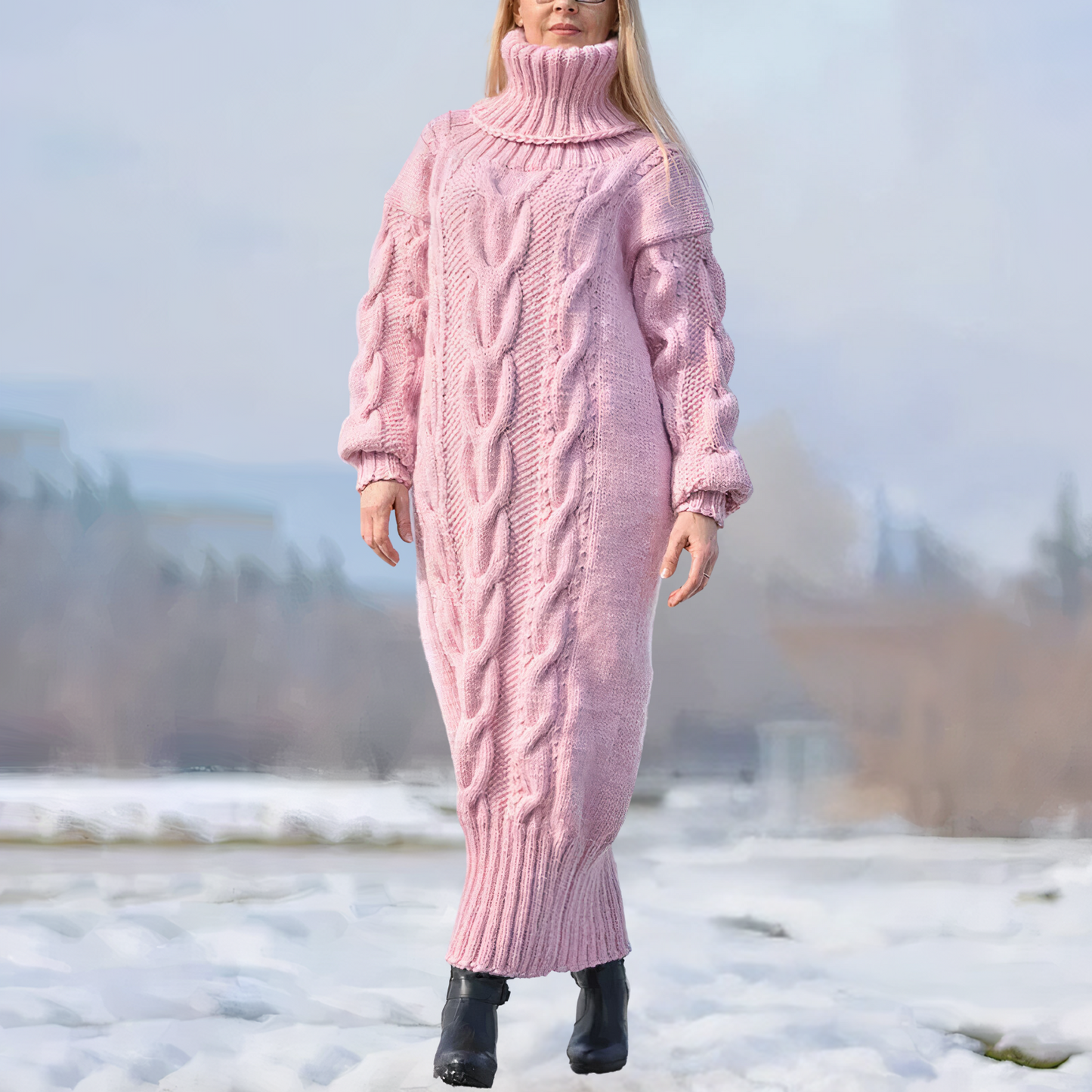 JO | long maxi dress with high collar and cable structure