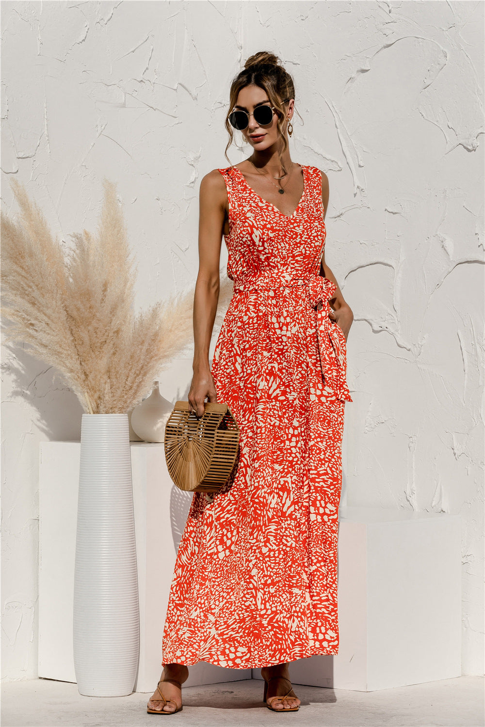 JO | Spring-summer dress with V-neck and leopard print lace