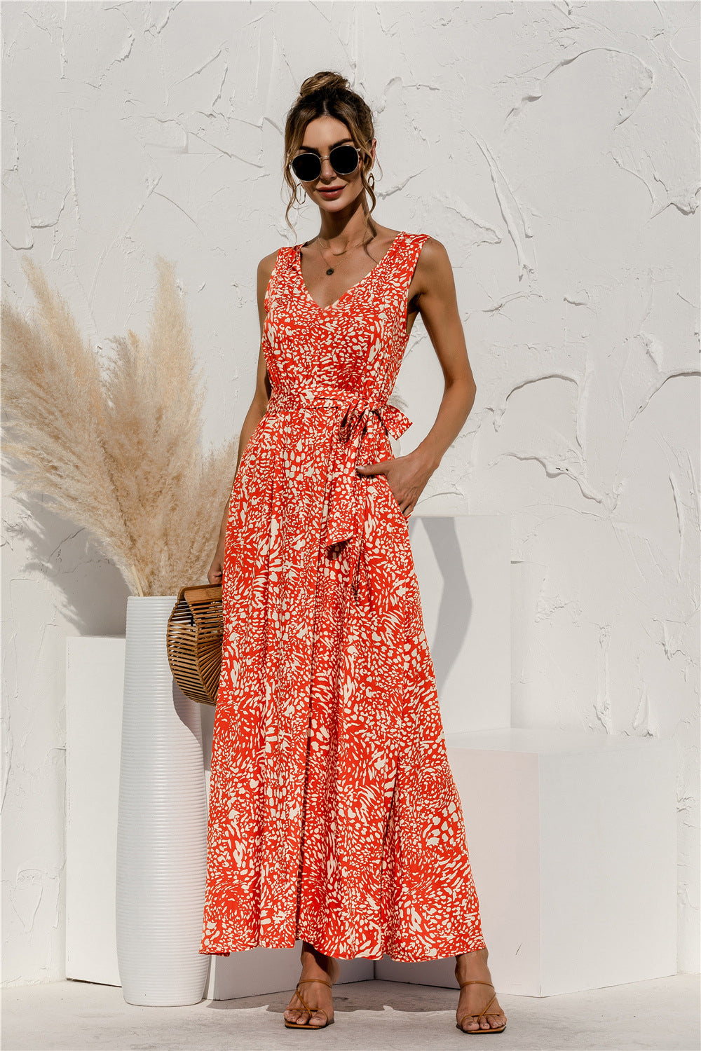 JO | Spring-summer dress with V-neck and leopard print lace
