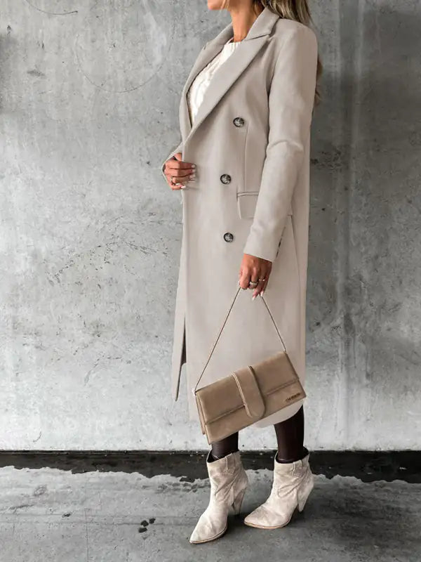 JO | Timeless and elegant coat