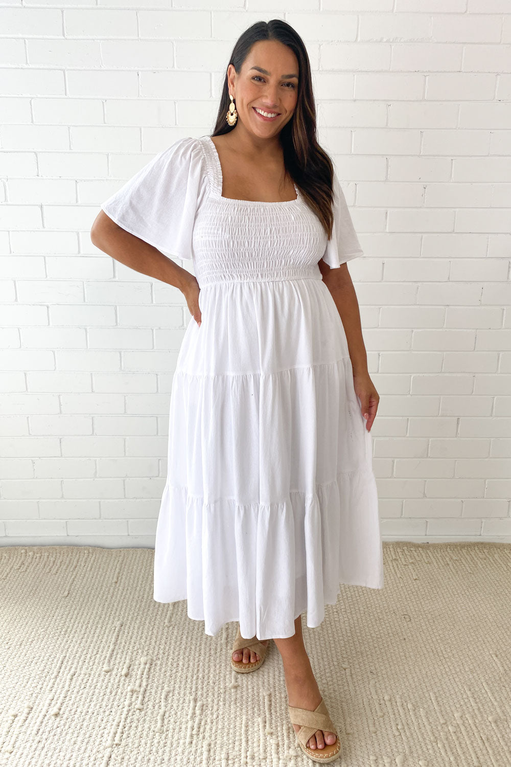 JO | Feminine off-shoulder midi dress