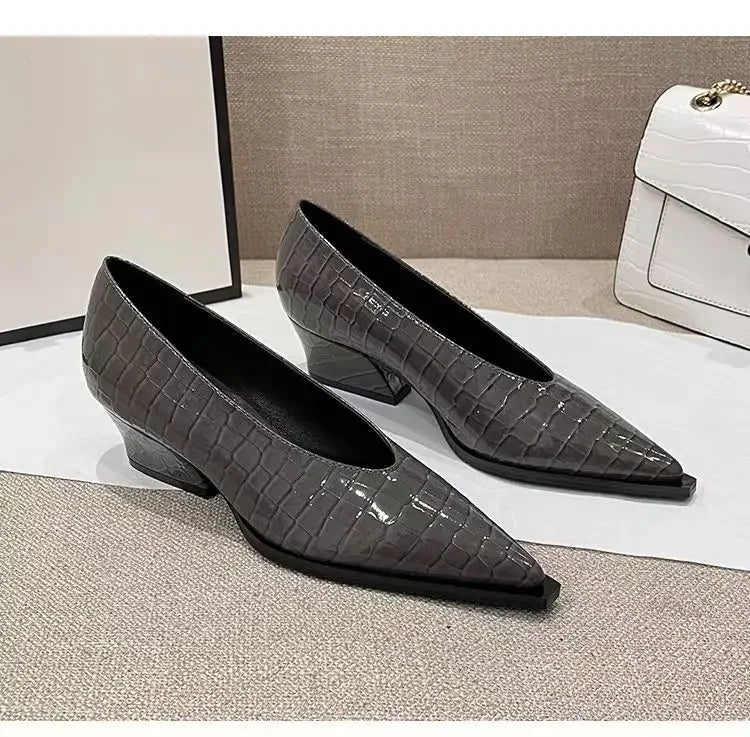 2024 New Pointed V Women Pumps Autumn Chunky Mid-heels Fashion Patent Leather Snakeskin Grainlady Shoes Trend Versatile Pumps