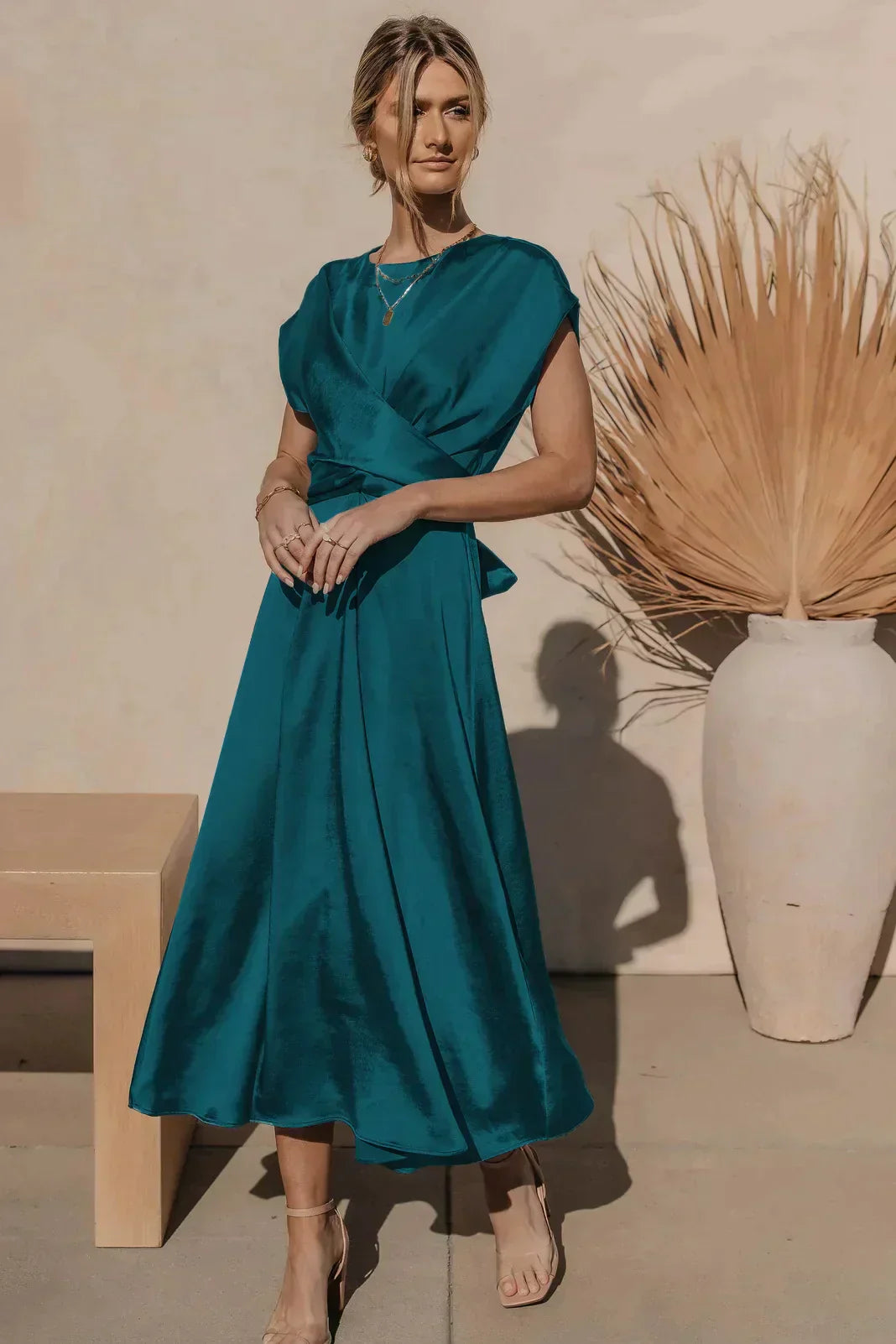 JO | chic midi dress for special occasions