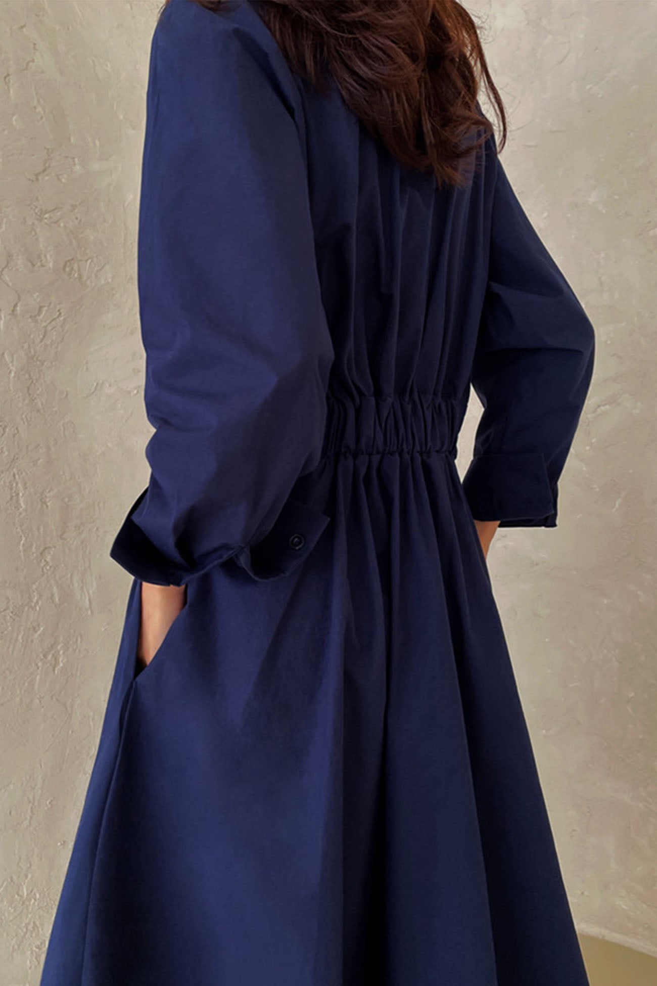 JO | Long-sleeved A-line shirt midi dress in cotton