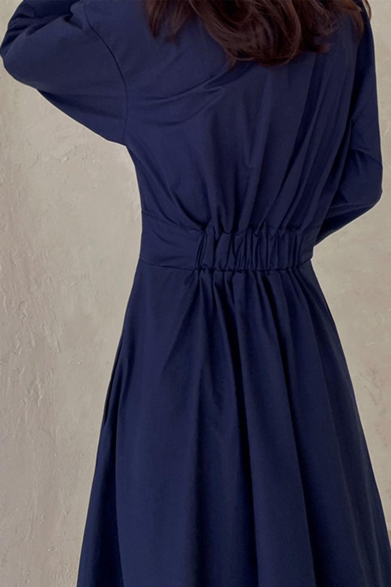 JO | Long-sleeved A-line shirt midi dress in cotton