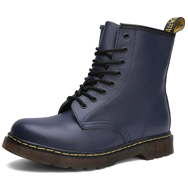 JO | Leather boots with thick soles
