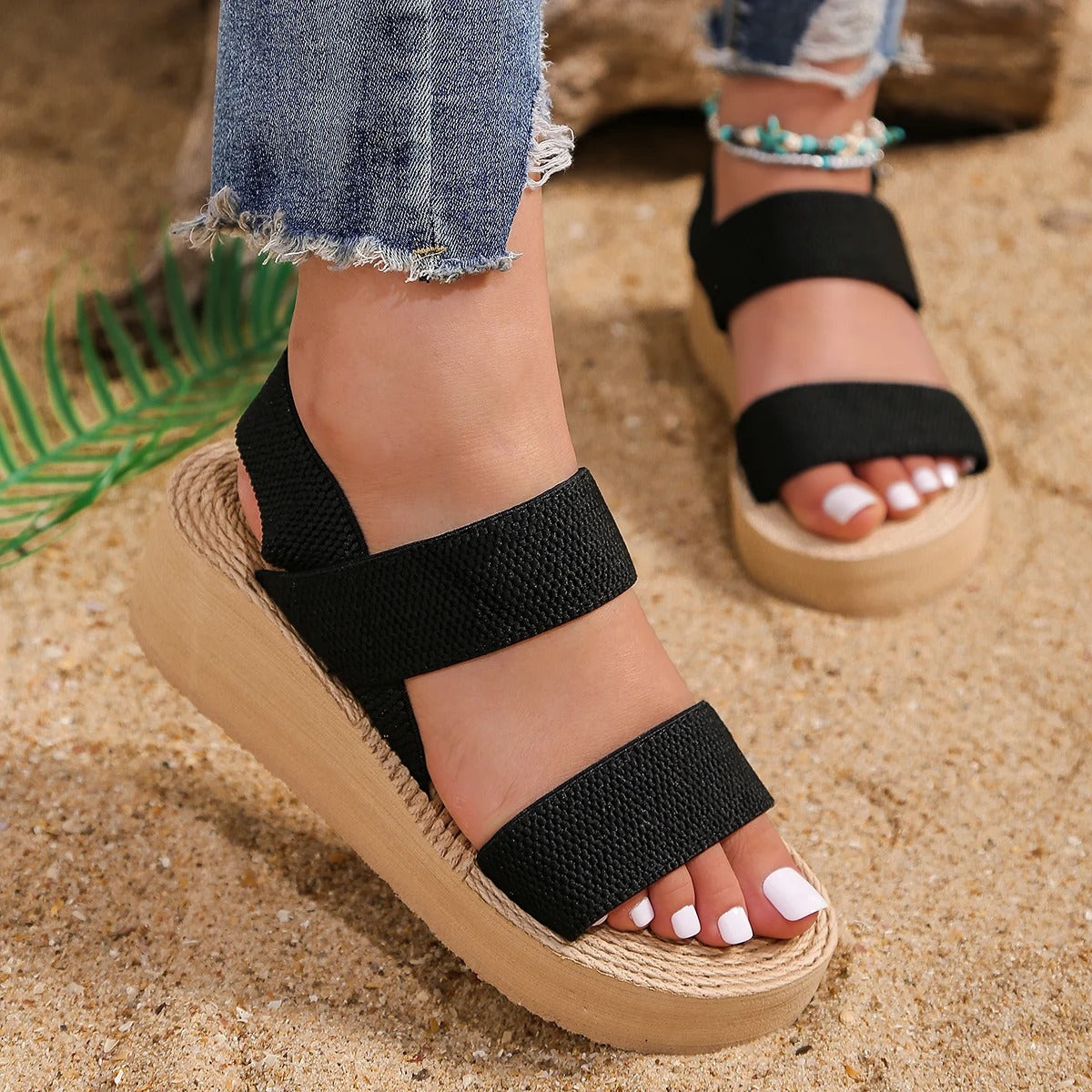 JO | | Elegant and comfortable sandals with non-slip soles