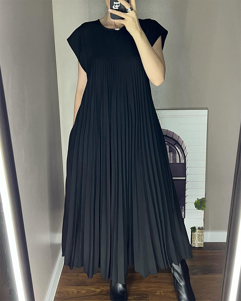 JO | Elegant pleated maxi dress