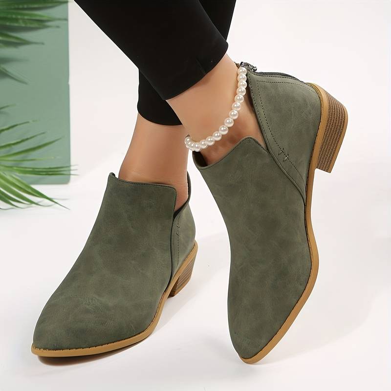 JO | Glamorous and fresh boots