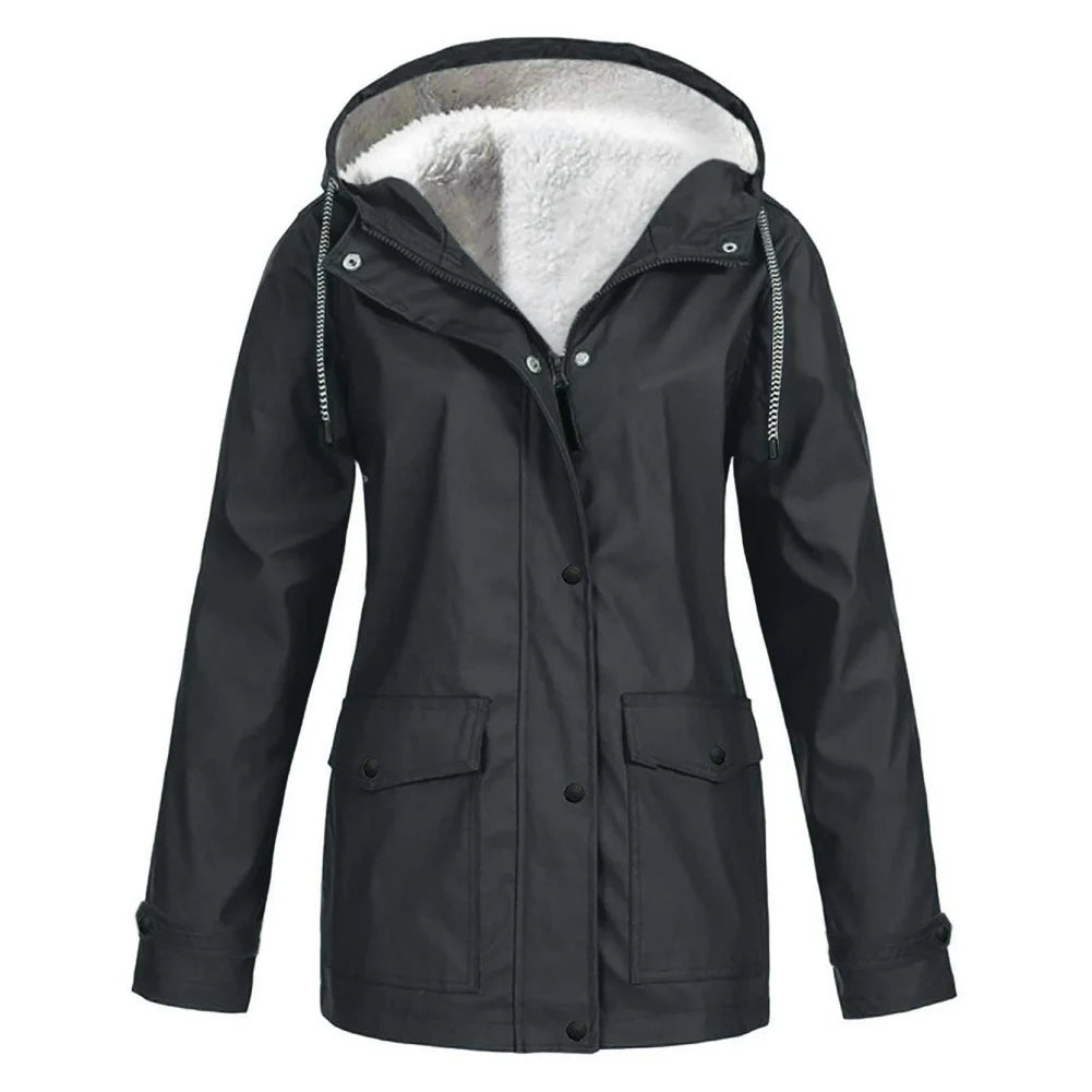 JO | Soft and knitted, oversized fleece coat