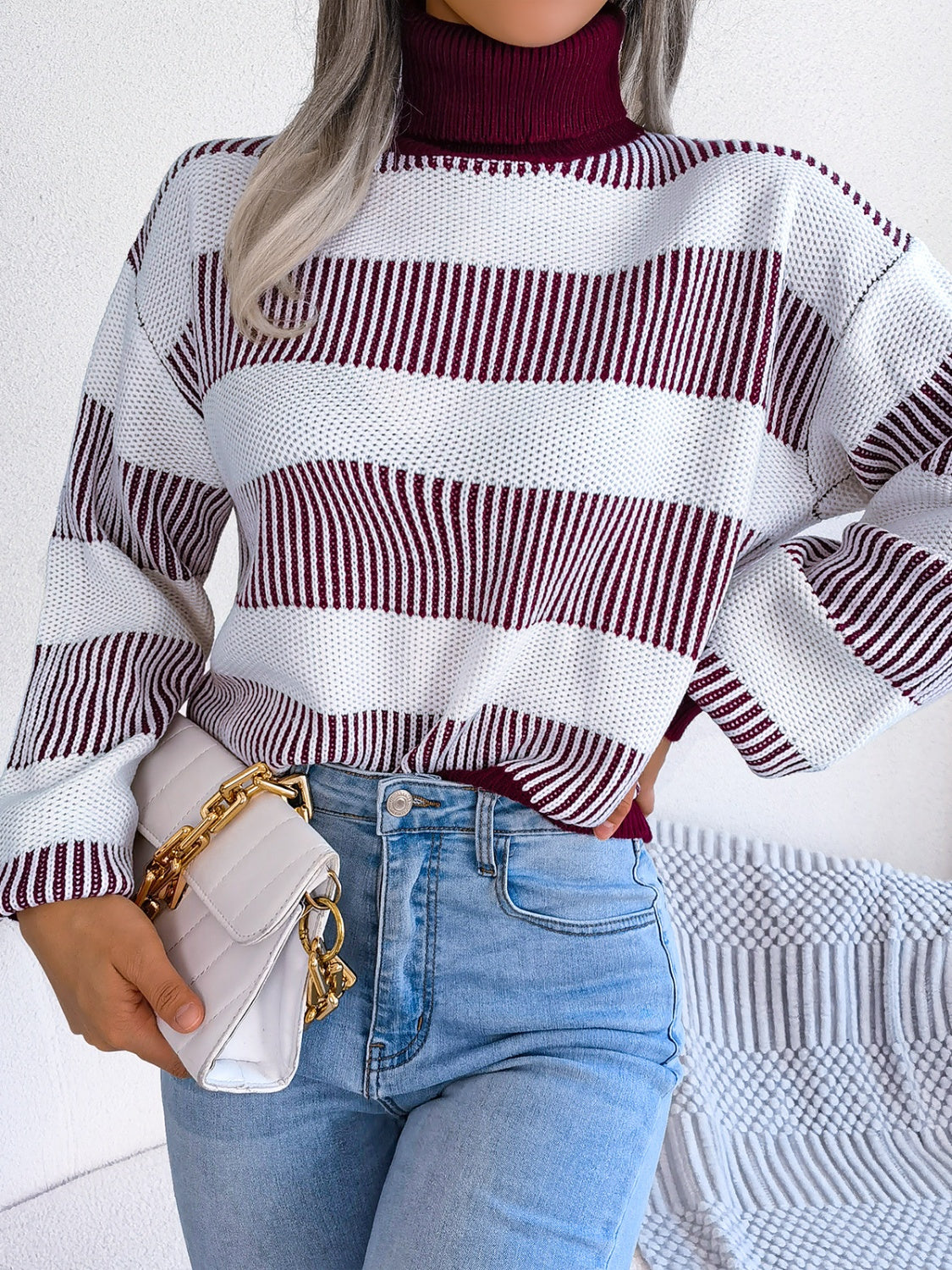 JO | Fashionable and minimalist sweater