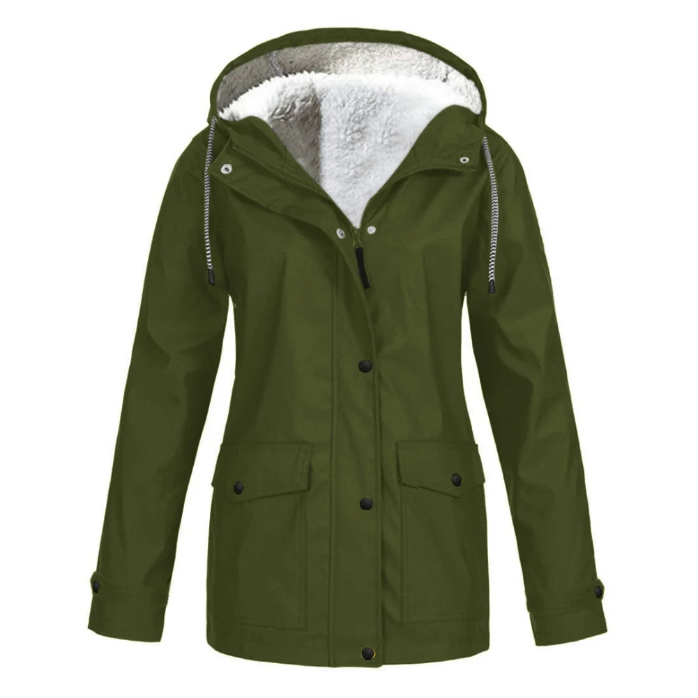 JO | Soft and knitted, oversized fleece coat
