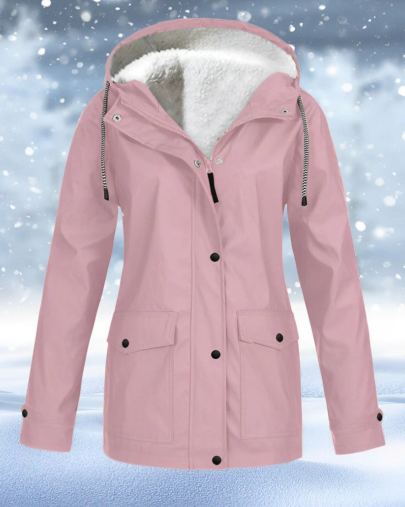 JO | Soft and knitted, oversized fleece coat