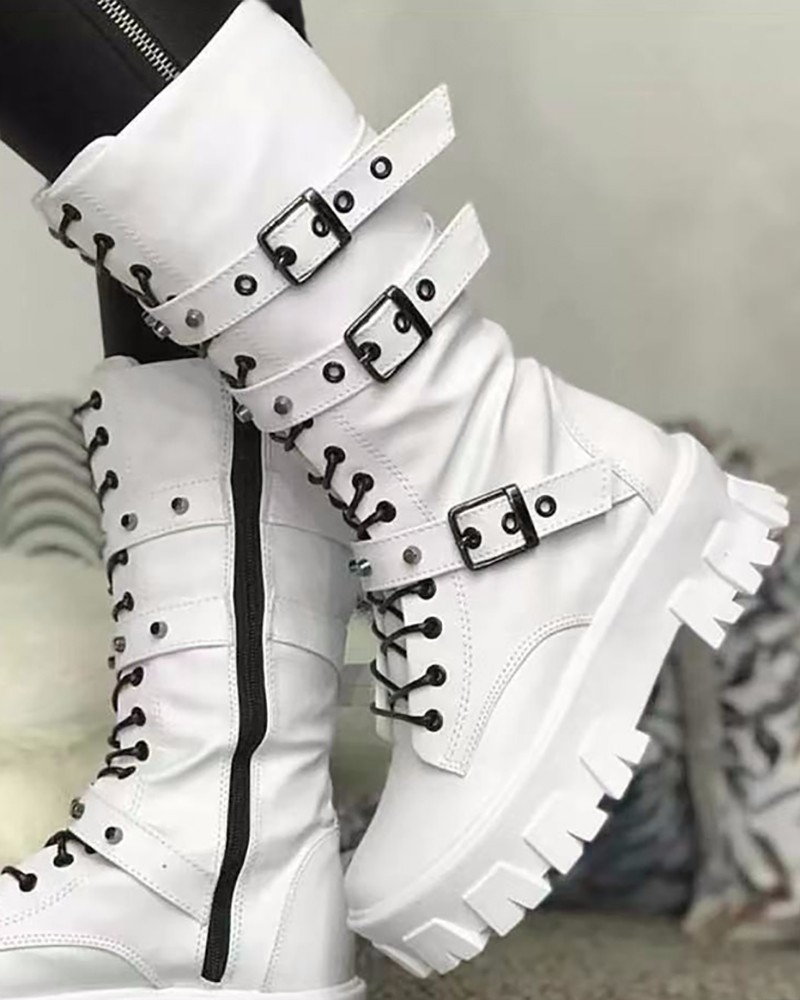 JO | Boots with zipper and buckles