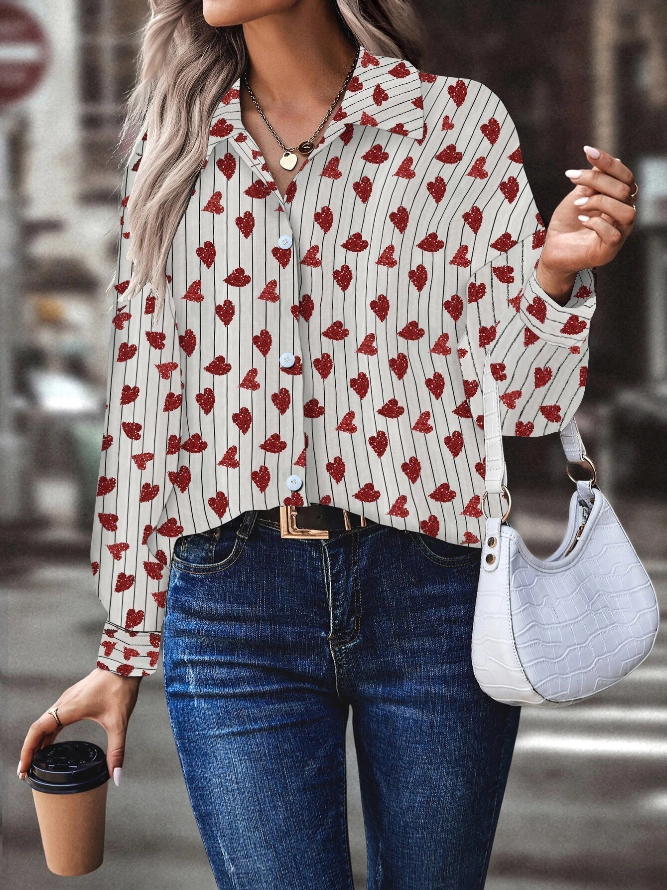 JO | Chic, loose-fitting winter blouse