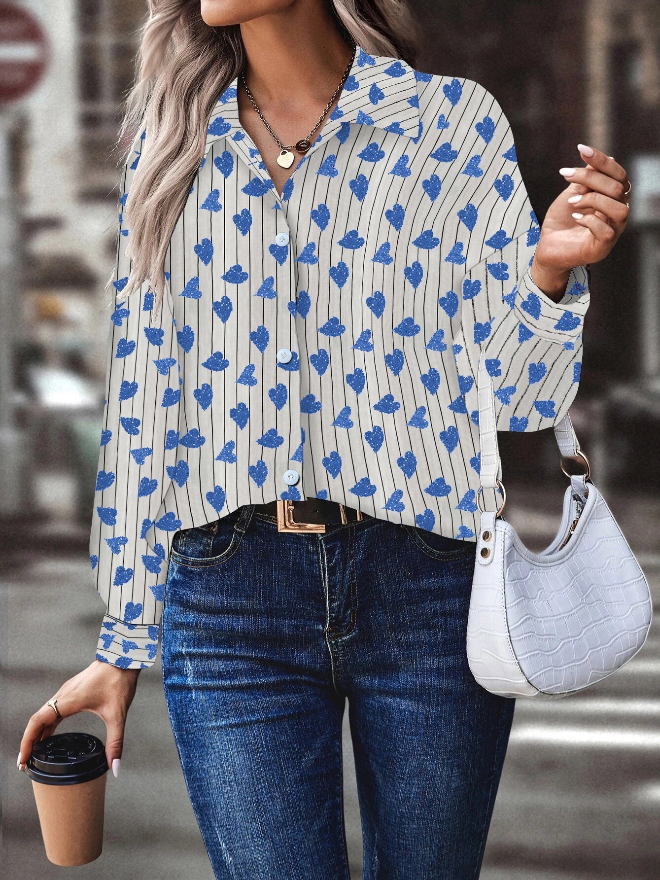 JO | Chic, loose-fitting winter blouse