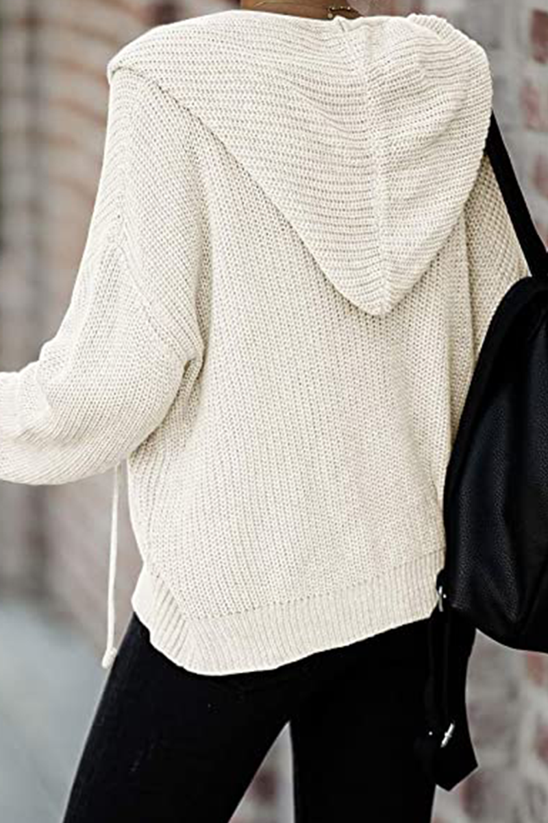 JO | Timeless and elegant winter sweater