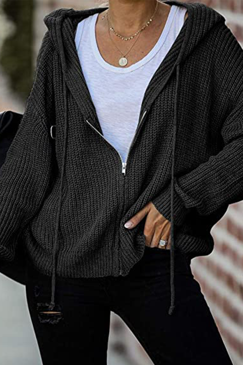 JO | Timeless and elegant winter sweater