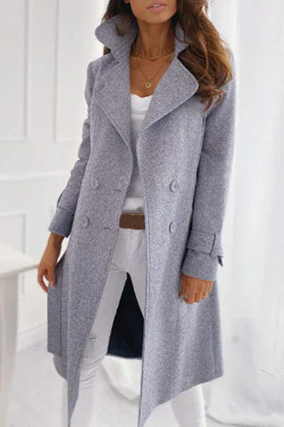 JO | Uncomplicated and stylish winter coat