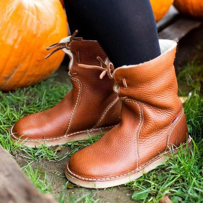 JO | Wool-lined, waterproof boots