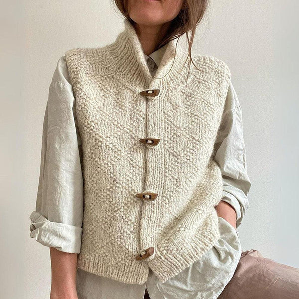 JO | Classic and elegant cardigan for winter