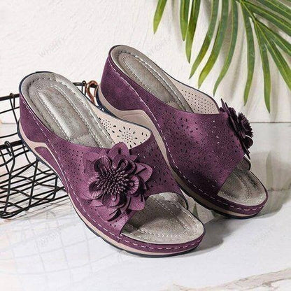 JO | | Orthopaedic sandals made of soft leather with arch support