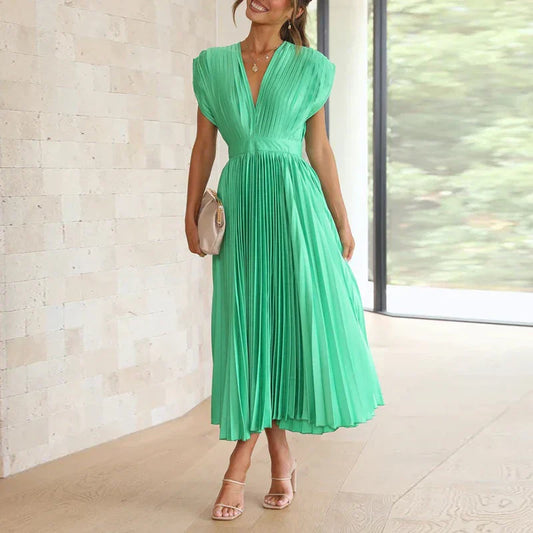 JO | Maxi dress with V-neck and pleats